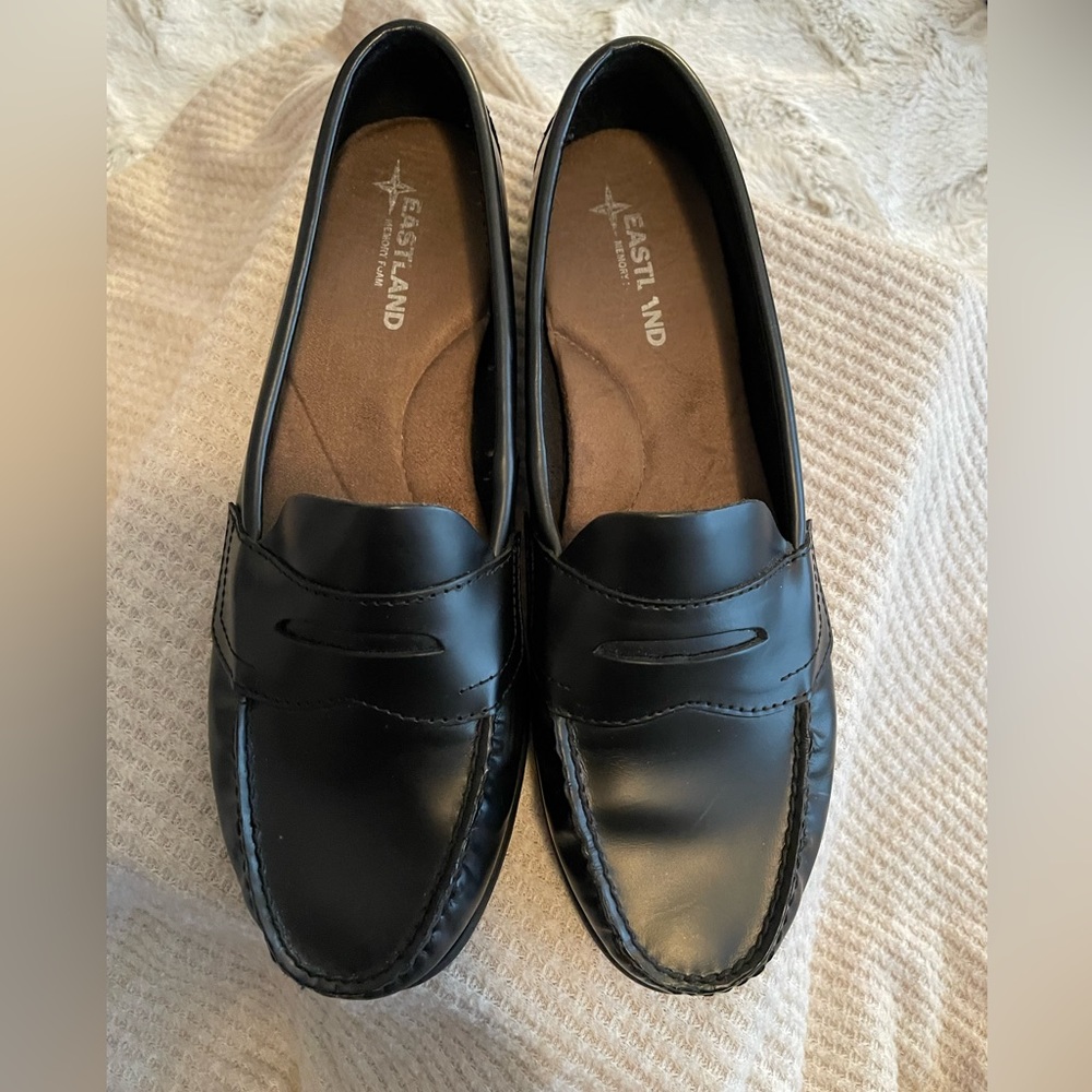 Women’s Penny Loafers SZ 10